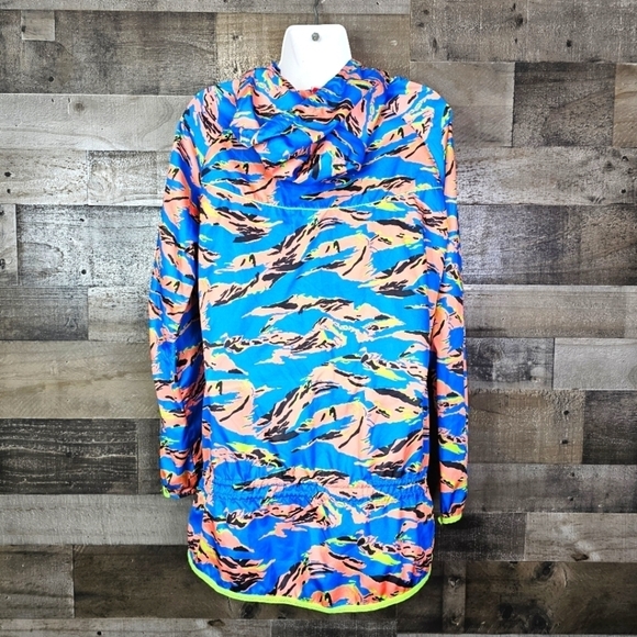 NIKE Women's Packable Camouflage Trail Running Jacket - Picture 4 of 7
